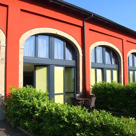 Apartahotel Corte Di Frara 4*