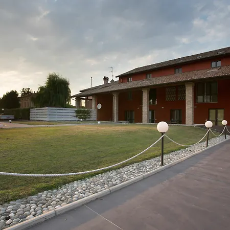 Apart Otel Corte Di Frara