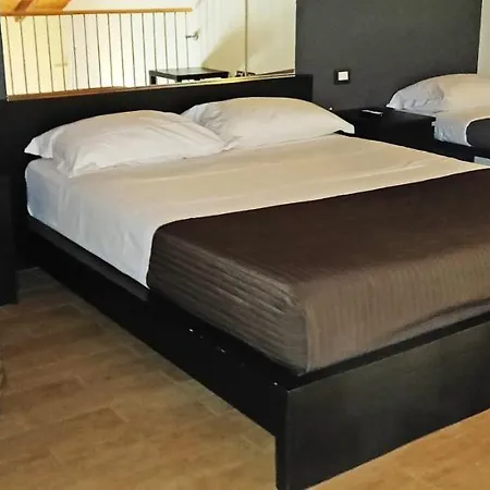 Corte Di Frara Lejlighedshotel Parma