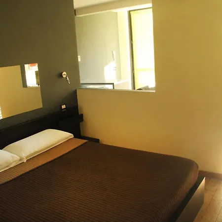 Lejlighedshotel Corte Di Frara Parma