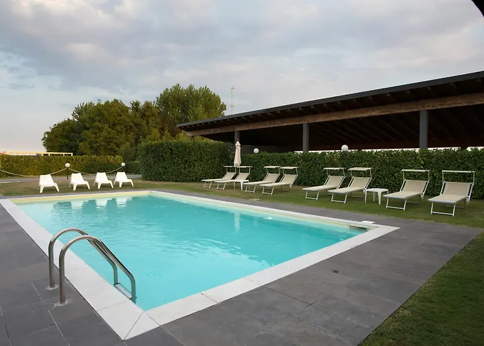 Aparthotel Corte Di Frara 4*