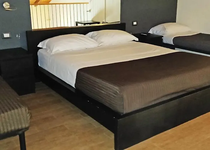 Corte Di Frara Aparthotel Parma