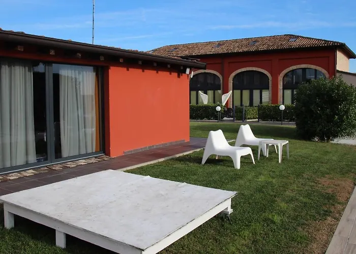 Lejlighedshotel Corte Di Frara Parma