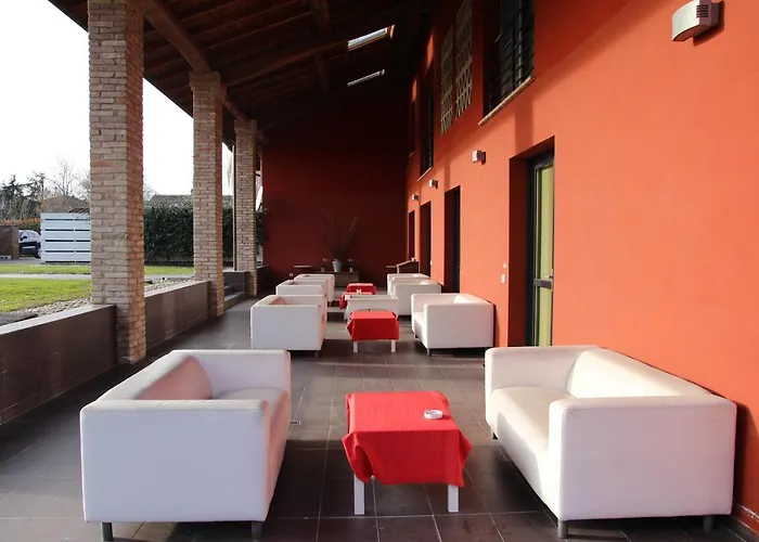 Lejlighedshotel Corte Di Frara Parma