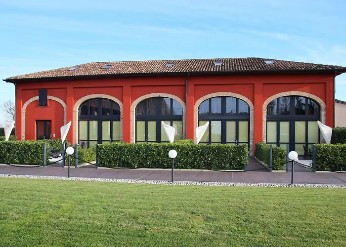 Corte Di Frara Lejlighedshotel 4*