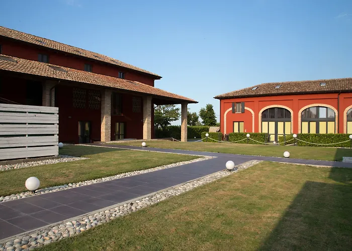 Corte Di Frara Lejlighedshotel 4*